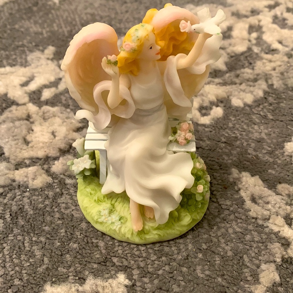 Seraphim Classics Hope Blooms Michelle item #84423